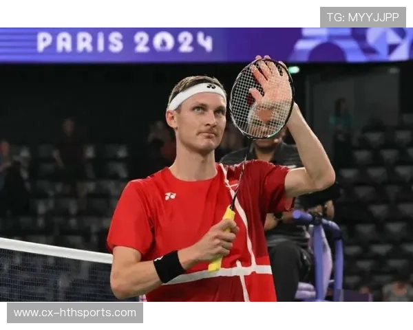 羽毛球安赛龙扣杀训练高度惊人